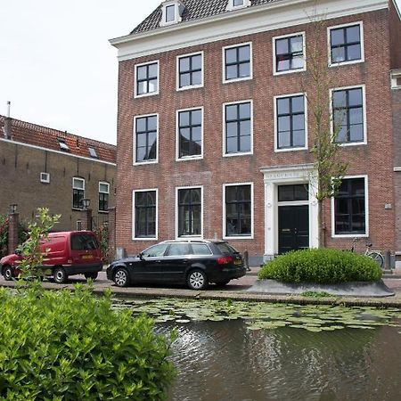 Canal House In Historic City Center Gouda Exterior photo