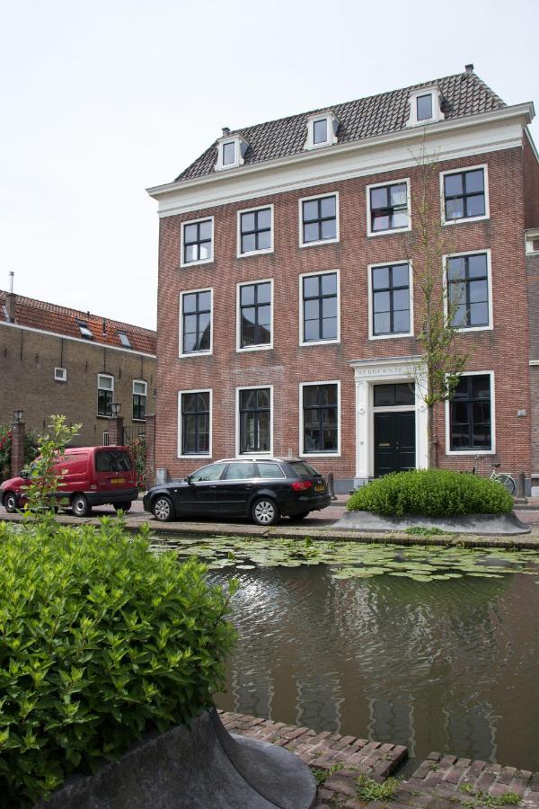 Canal House In Historic City Center Gouda Exterior photo